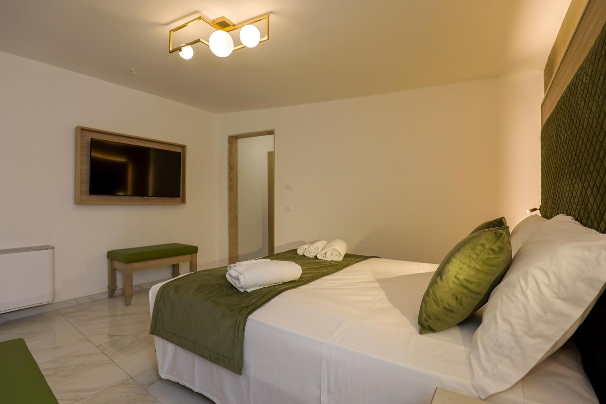 פורטו צ'זראו Grotta Saracena Resort מראה חיצוני תמונה
